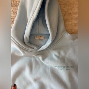 COMFRT pastel baby blue hoodie size M NEVER WORN